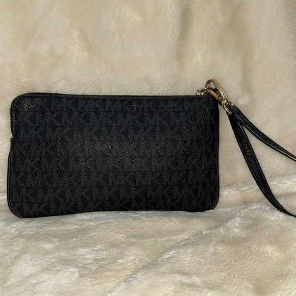 Michael Kors Black Wristlet Clutch - Picture 7 of 9